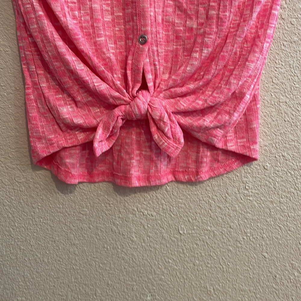 NWT PINK NO BOUNDARIES TOP SIZE MEDIUMor small juniors​​ - Picture 3 of 8